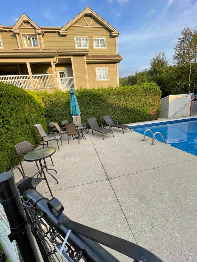 Appartamento Dida Saint-Sauveur-des-Monts Esterno foto